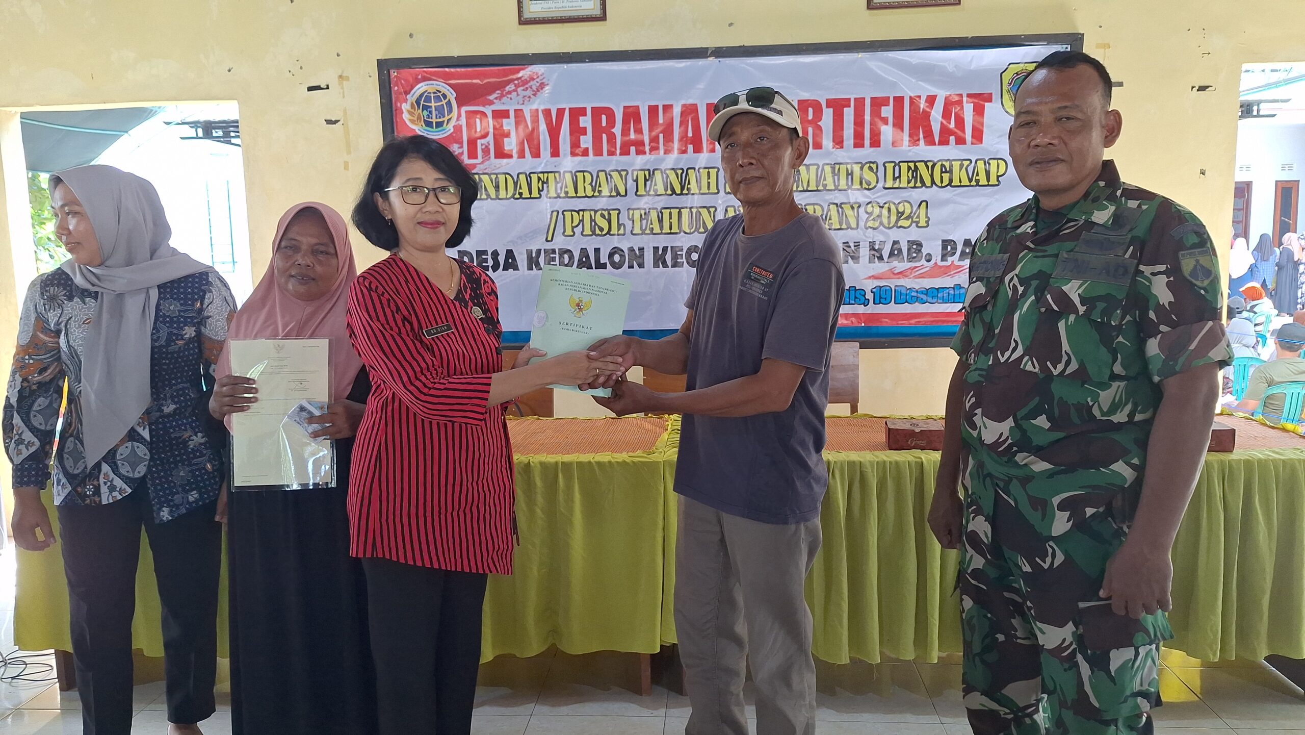 524 Sertipikat Hasil PTSL diserahkan Kepada Masyarakat di Desa Kedalon, Kecamatan Batangan, Kabupaten Pati