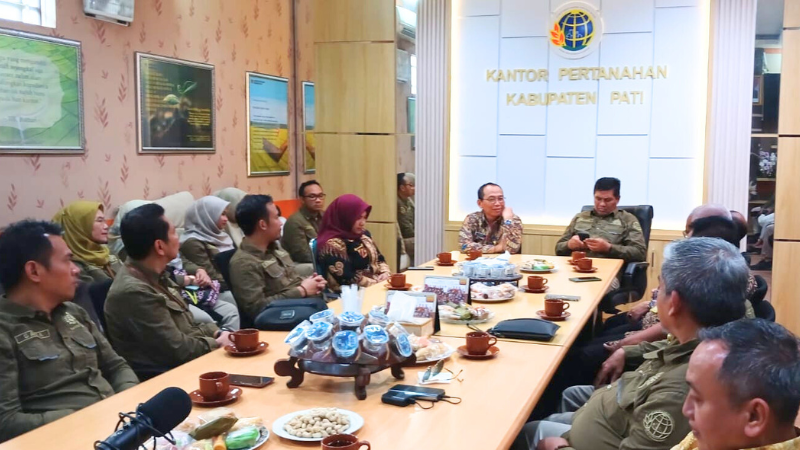 Kantah Kab Pati Terima Kunjungan dari Kantah Kab Kendal dalam Rangka Koordinasi dan Pelaporan Pegawai Pindah Tugas