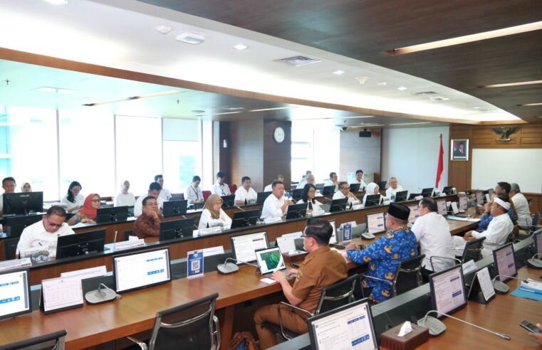 Sepakati Langkah Penanggulangan Banjir di Jabar, Menteri Nusron: Semua Badan dan Sempadan Sungai Harus Ditertibkan