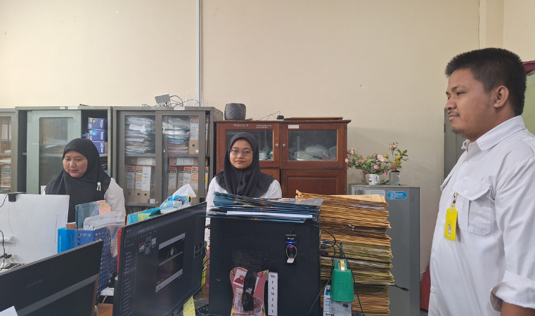 Kantor Pertanahan Kabupaten Pati memperdengarkan Panca Prasetya KORPRI pada Rabu 28 Mei 2025