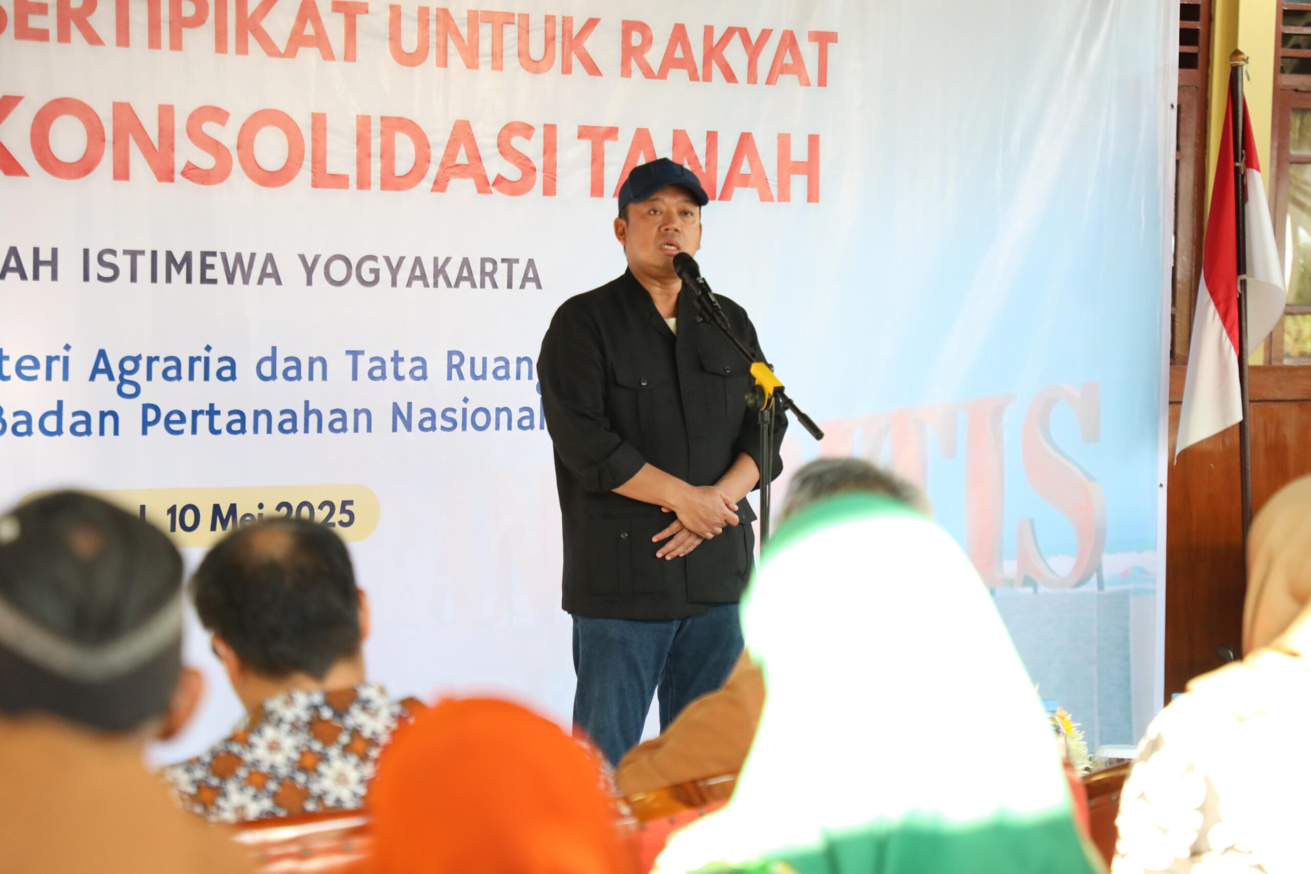 Pesan Menteri ATR/Kepala BPN kepada Warga Parangtritis: Jaga Sertipikat dan Manfaatkan Tanah secara Produktif