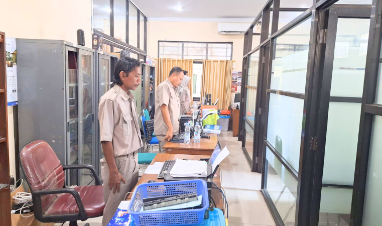 Kantor Pertanahan Kabupaten Pati memperdengarkan Naskah Pancasila pada 24 Juni 2025