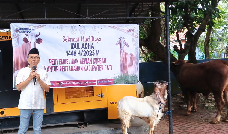 Hari Raya Idul Adha 1446 H, Kantor Pertanahan Kabupaten Pati Gelar Penyembelihan Hewan Kurban