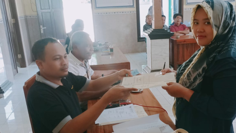 Penyerahan Sertipikat Program PTSL 2025 Desa Sumberejo Kecamatan Gunungwungkal