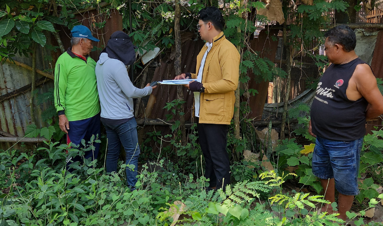 Petugas Ukur Kantor Pertanahan Pati Laksanakan Pengukuran Bidang Tanah Yang Terletak di Desa Sukoharjo, Margorejo