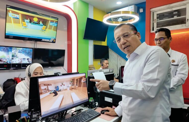 Staf Ahli Bidang Teknologi Informasi Tinjau Kantah Virtual Kota Tangerang: Benar-benar Digital Twin