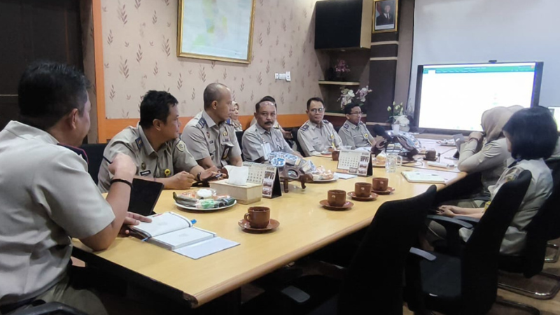 Kantor Pertanahan Kabupaten Pati menggelar Rapat Evaluasi Mingguan Pekerjaan Rutin dan Proyek pada 5 Agustus 2025