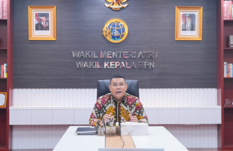 Buka Sosialisasi Kehumasan, Wamen Ossy Berpesan agar Strakom Bersifat Informatif, Edukatif, Partisipatif, dan Transformasional