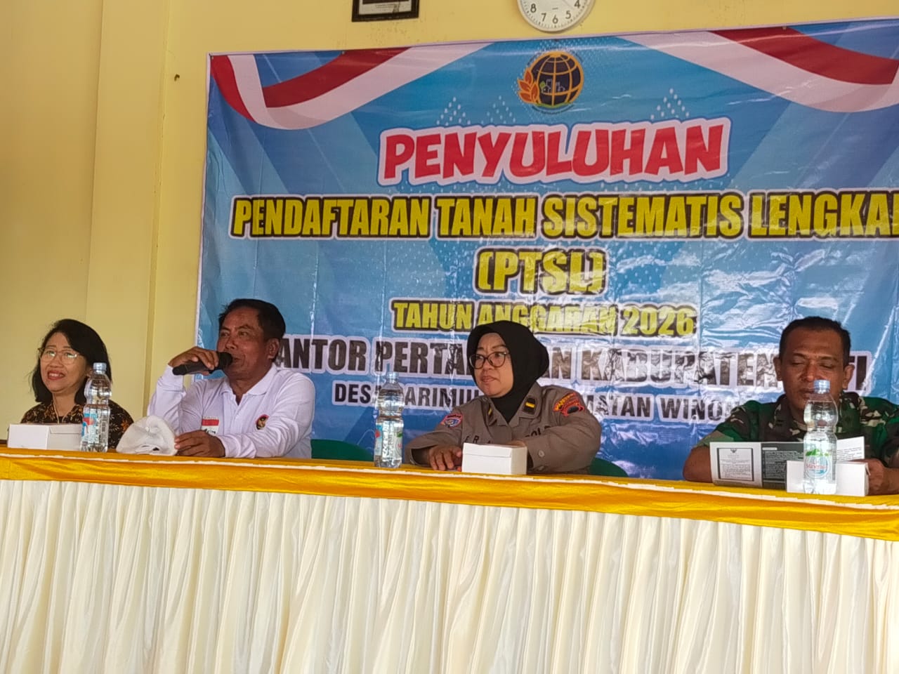 Panitia Ajudikasi PTSL Kantor Pertanahan Kabupaten Pati menggelar penyuluhan di Balai Desa Sarimulyo, Kecamatan Winong