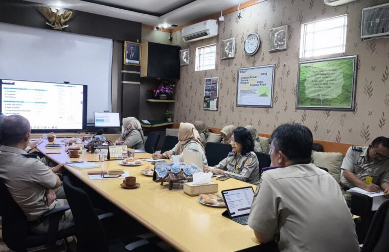 Kantor Pertanahan Kabupaten Pati menggelar Rapat Evaluasi Mingguan Pekerjaan Rutin dan Proyek (REMPEYEK)