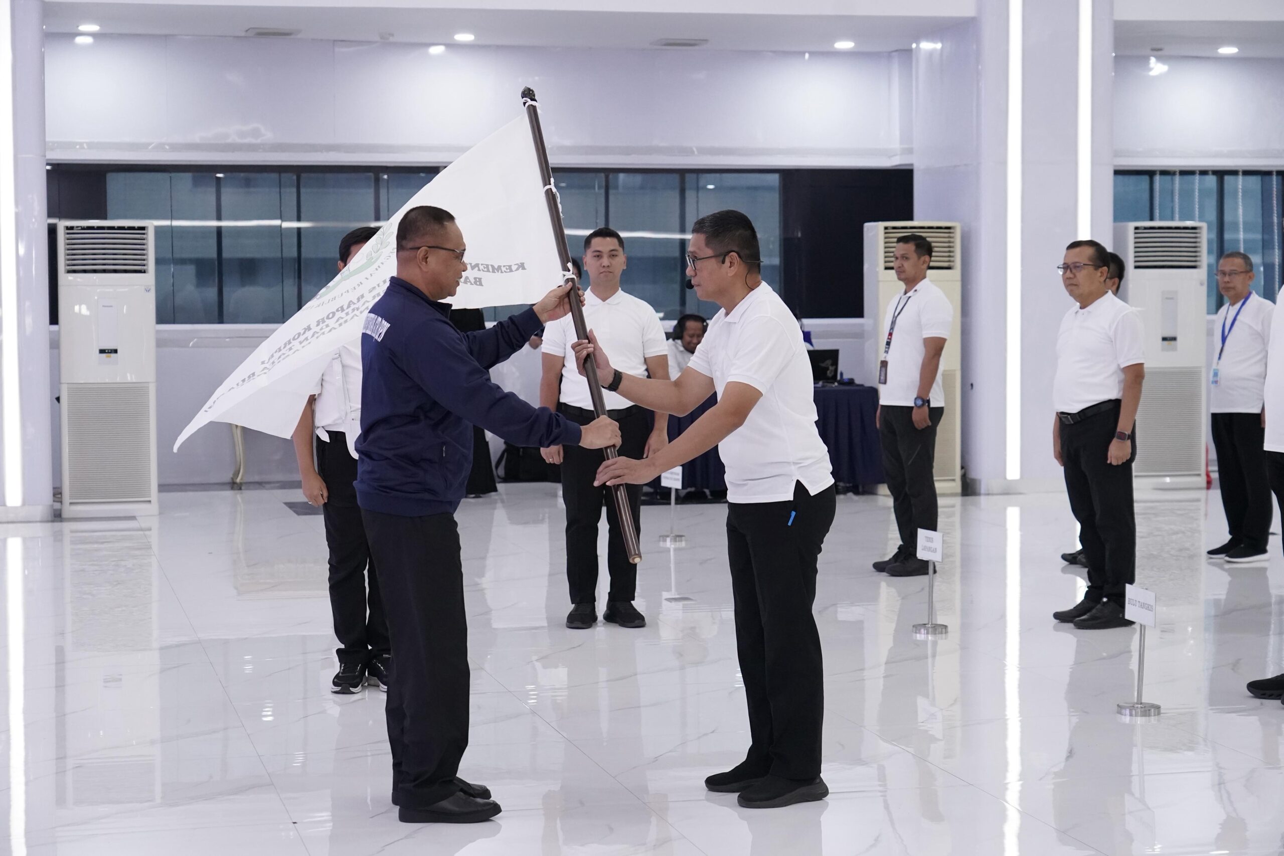 Lepas Kontingen PORNAS XVII KORPRI, Sekjen ATR/BPN: Ukir Prestasi, Eratkan Silaturahmi, Sportivitas Dijunjung Tinggi