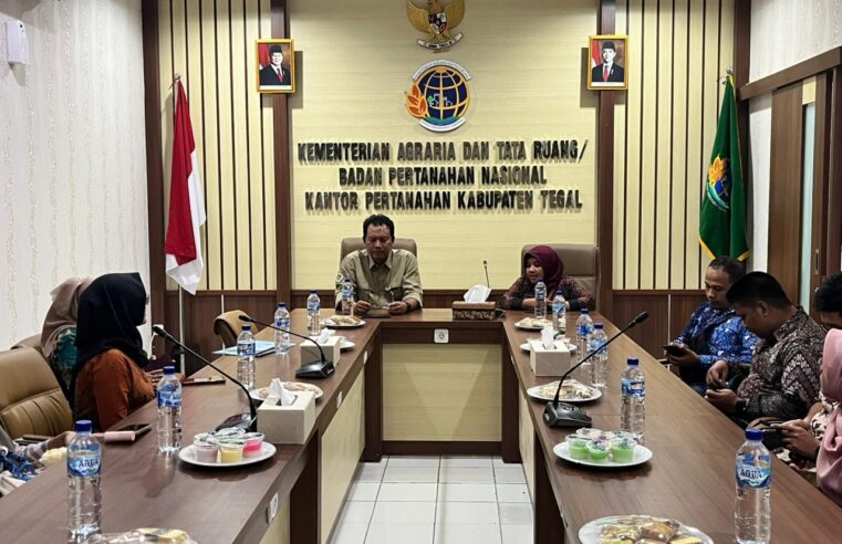 Kantor Pertanahan Kabupaten Pati melakukan kunjungan resmi ke Kantor Pertanahan Kabupaten Tegal