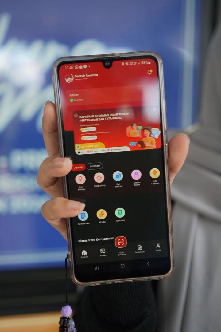 Digitalisasi Layanan Pertanahan Terus Dikembangkan, Warga Jakarta Kagum dengan Sentuh Tanahku