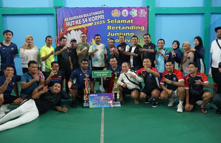 Kementerian ATR/BPN Raih Dua Piala Kategori Perorangan dan Beregu di Kejuaraan Bulutangkis KORPRI