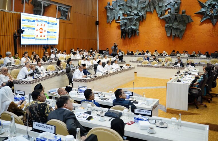 Raker Bersama Pansus DPR RI, Menteri Nusron Targetkan Kebijakan Satu Peta Rampung Lebih Cepat