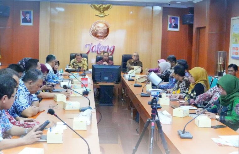 Kepala Kantor dan Kasubag TU Kantah Pati Hadiri Monitoring dan Evaluasi Zona Integritas di Kanwil BPN Jawa Tengah