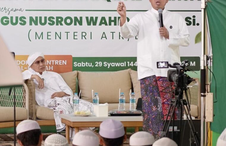 Berikan Motivasi, Menteri Nusron Ingin Santri Dikader sebagai Pelaksana Kebijakan di Bidang STEM