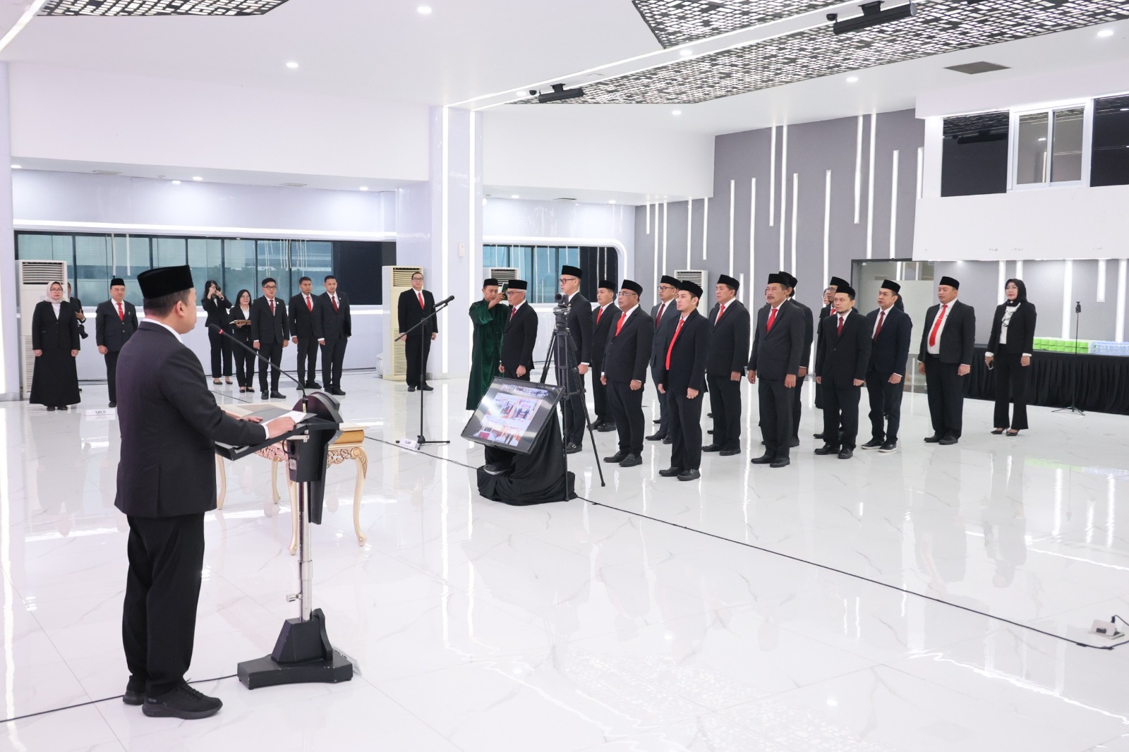Lantik 130 Pejabat, Menteri ATR/Kepala BPN: Berikan Manfaat dan Pelayanan yang Adil bagi Masyarakat