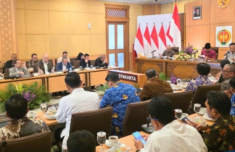 Kementerian ATR/BPN melalui Ditjen Pengendalian dan Penertiban Tanah dan Ruang (PPTR) menghadiri Kunjungan Kerja Spesifik Komisi II DPR RI di Daerah Istimewa Yogyakarta (DIY)