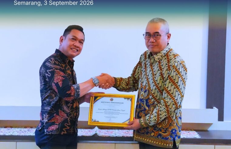 Kantor Wilayah Badan Pertanahan Nasional Provinsi Jawa Tengah kembali menorehkan prestasi di tingkat nasional. Kanwil BPN Provinsi Jawa Tengah menerima dua penghargaan dari Direktorat Jenderal Pengadaan Tanah dan Pengembangan Pertanahan (Ditjen PTPP) atas capaian kinerja dalam penyelenggaraan konsolidasi tanah tahun 2025